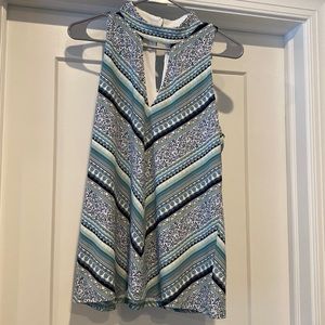 Keyhole open halter top